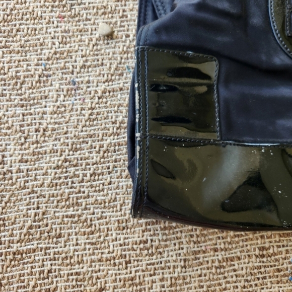 Tory Burch Small Ella Patent Tote Bag Black Logo - fair condition selling AS IS - Picture 3 of 7